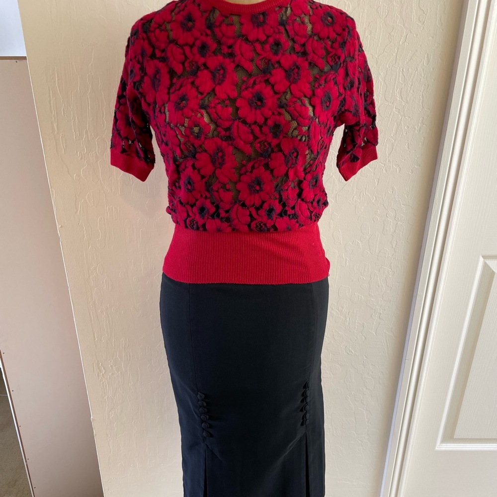 STUNNING 2-Piece Pencil Skirt/Sweater, Size XS, EXCELLENT Condition, by Tatyana
